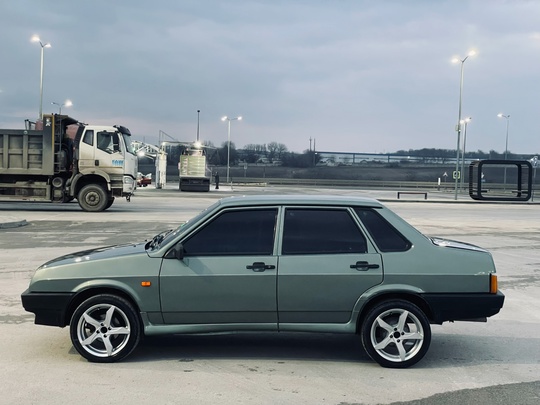 +79781617021 находится в ЗУЕ
265:000₽ торг, (9)