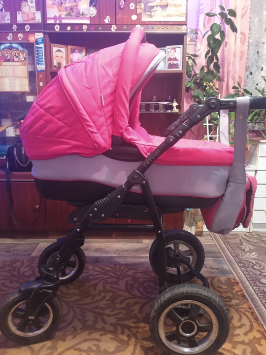 Продам коляску 2 в 1