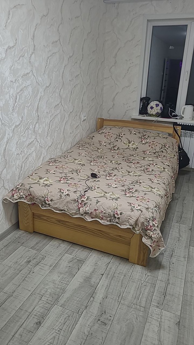 Срочно продам кровать, состояние отличное