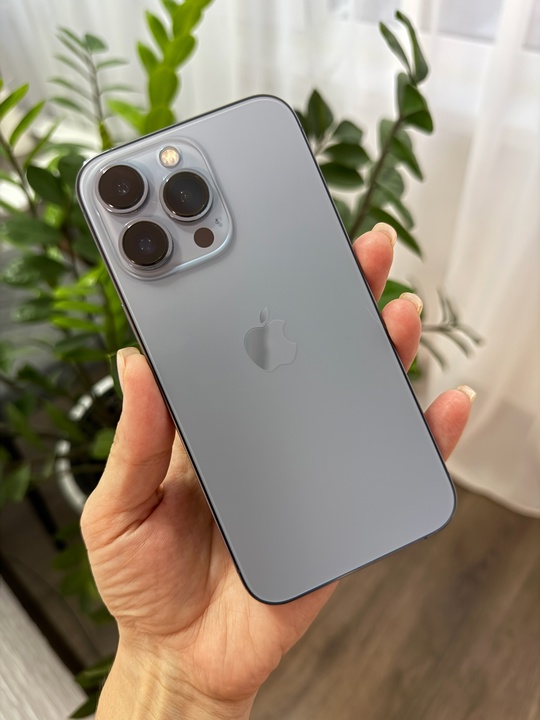 Продам iPhone 13 Pro 256