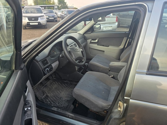 Продам Lada Priora 
2009
1.6, 16 (5)