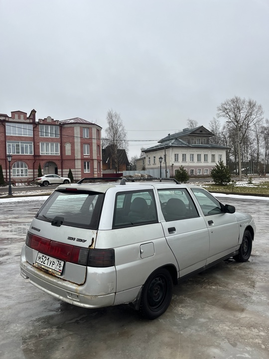 Ваз 2111
Год 2006
Пробег 205.000
Двигатель 1.6 (3)