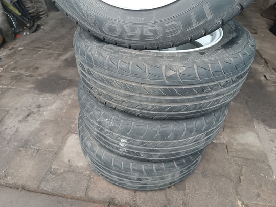 Продам комплект колес в сборе (7)