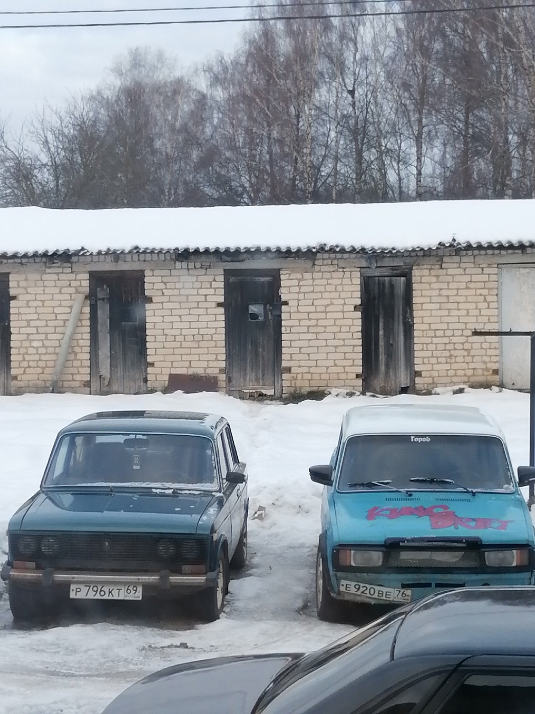 Продам ваз 2106
Цена 75 торг (2)