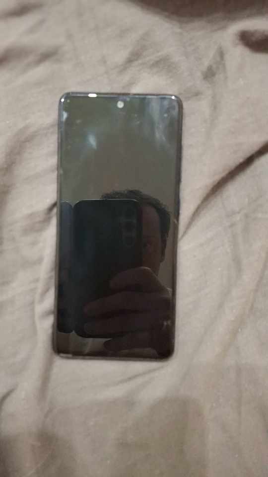 Продам телефон Samsung A51, 6/128.