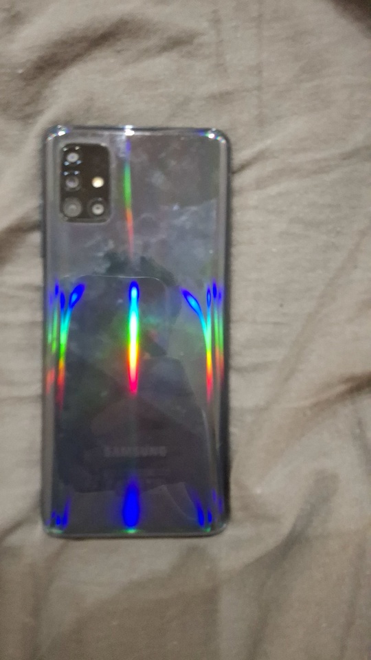Продам телефон Samsung A51, 6/128. (1)