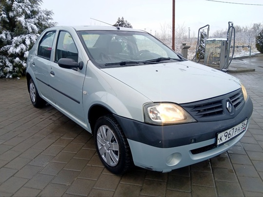 Продаю Рено Логан 2009 год (6)