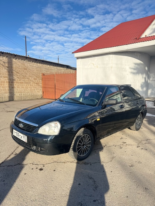 Продам LADA PRIORA
Год выпуска 2010
Двигатель (2)