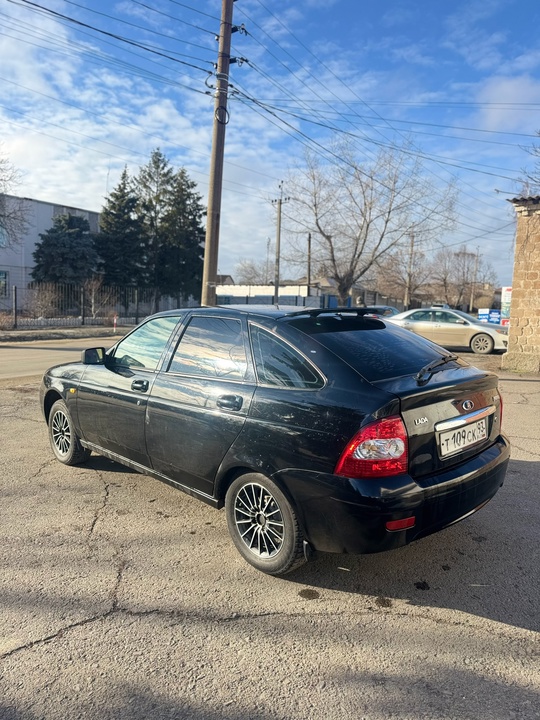 Продам LADA PRIORA
Год выпуска 2010
Двигатель (3)