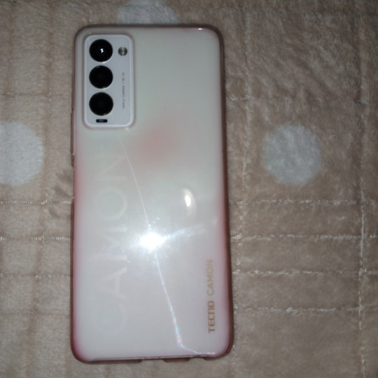 Продам телефон Tecno camon 18. (2)