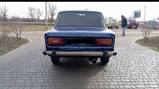 здравствуйте продаётся шикарный автомобиль ваз-2106 (7)