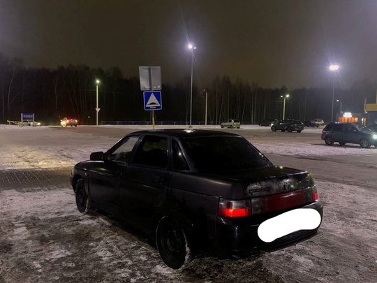 Продам ваз 2110 
Год:2003
Цена: 125к (2)