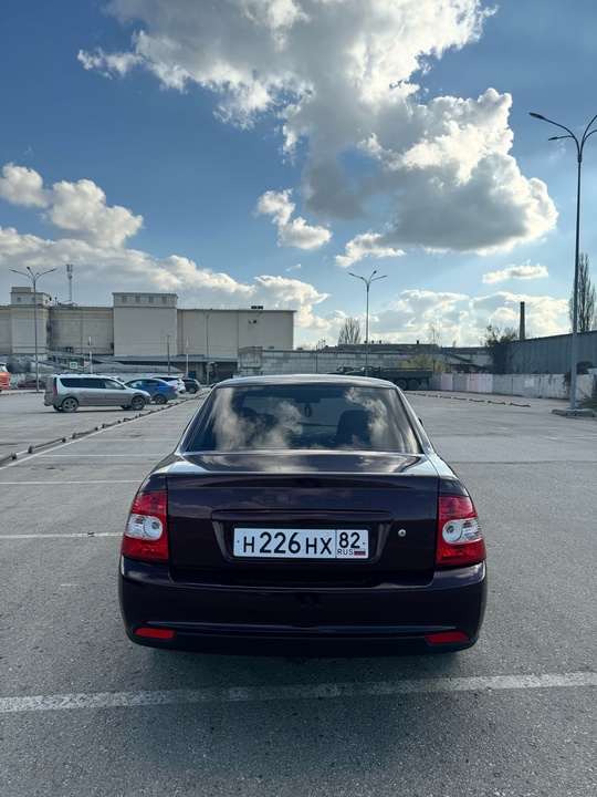 Продам приору, хозяин, владею больше (6)