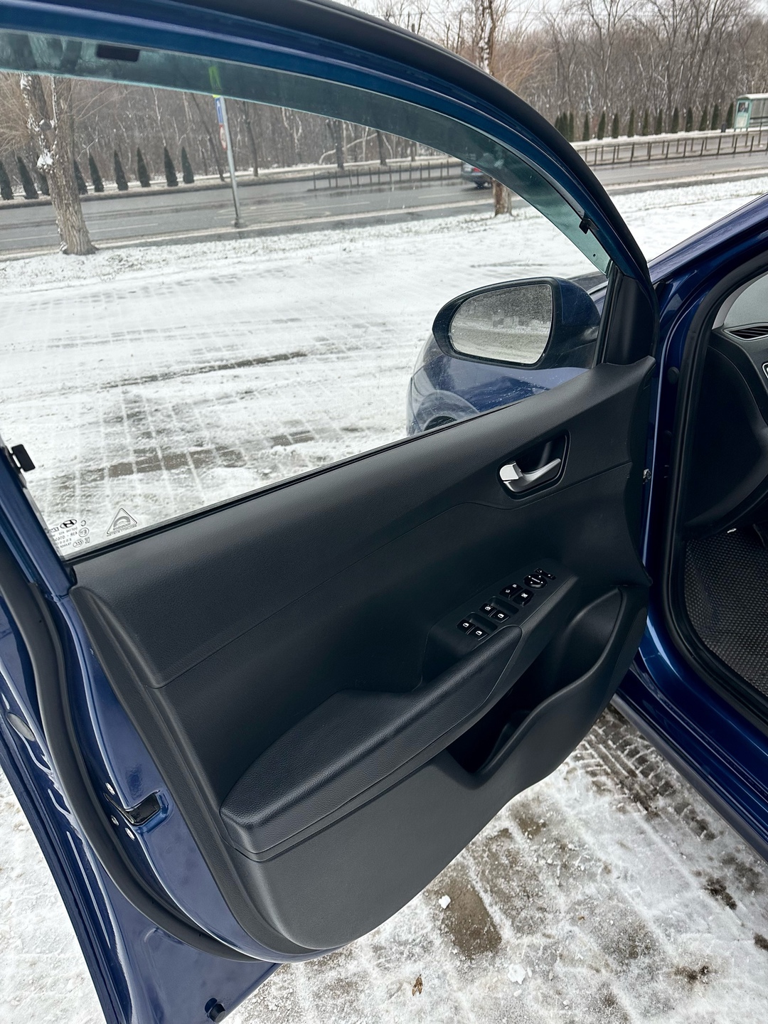 Hyundai Solaris   2021 (8)