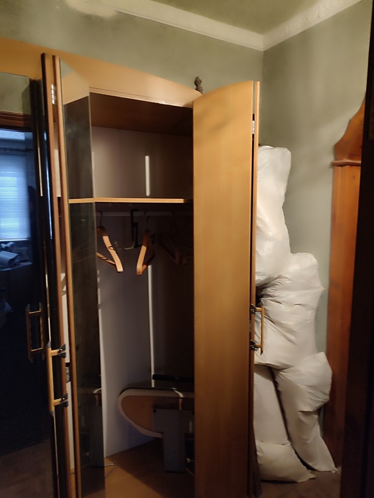 Продам шкаф ш240* в200*г60 ,в (2)