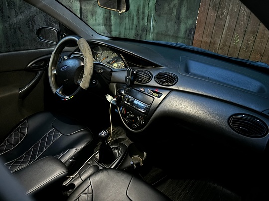 Ford focus 1 4 года (1)