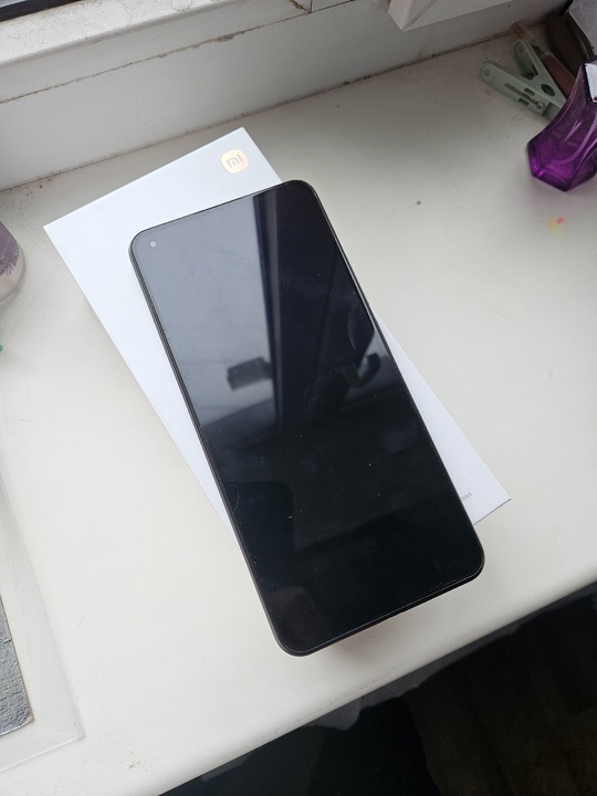 Продам телефон xiaomi 11 lite (1)