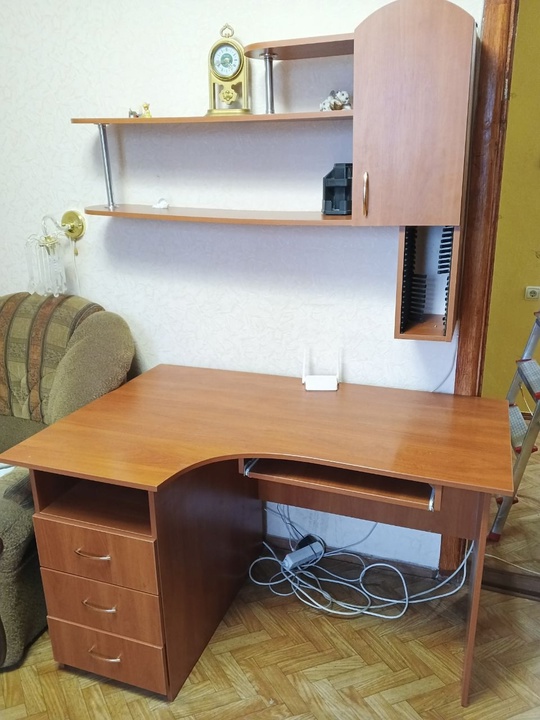 ‼ПРОДАËТСЯ диван, столик письменный, полку