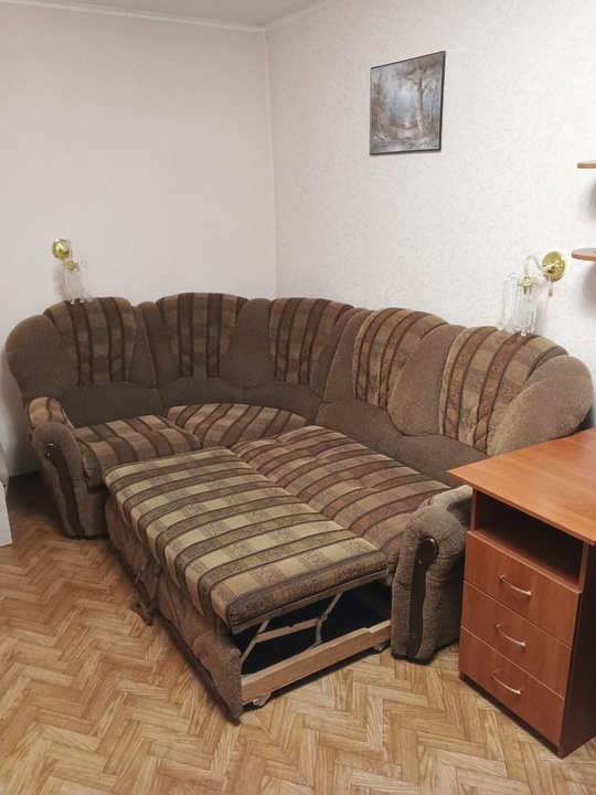 ‼ПРОДАËТСЯ диван, столик письменный, полку (8)