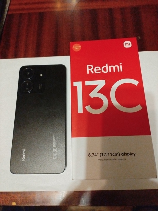 Продам Телефоны!
  1.  (1)