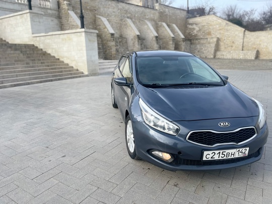 Продам киа сид 2013 год
208000 (8)