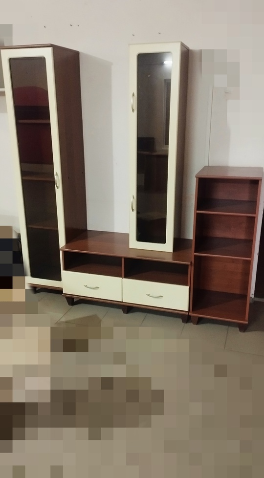Продам кровать+комод(лестница),размер: сп.м.80*1,90,комод,ш-700, Цена-12.000 руб; (3)