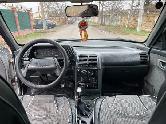Продам авто 2006 года в (4)