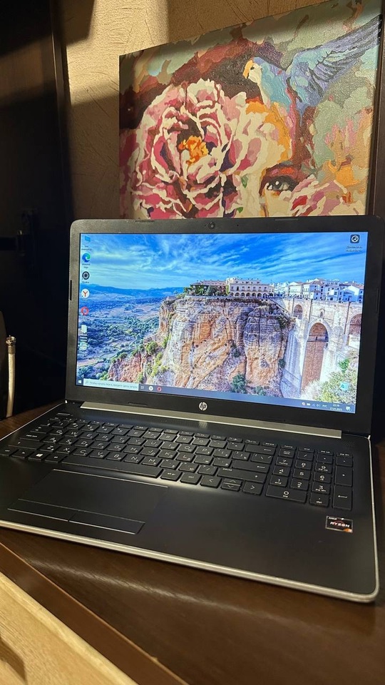 ✅ Ноутбук HP Laptop 15-db1026ur
 (1)