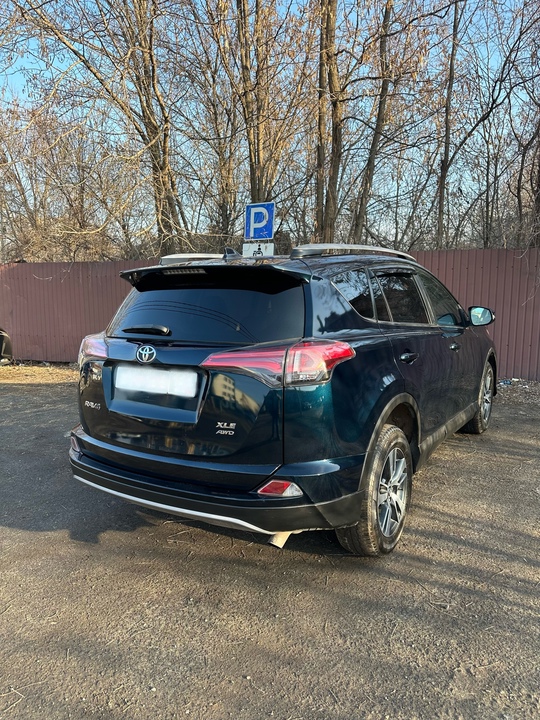 Продам Toyota Rav 4, в (3)