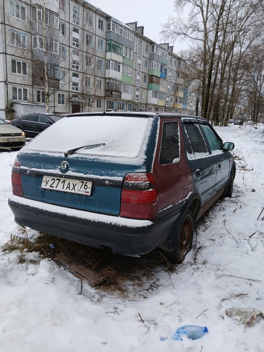 Продам Автомобиль 
Skoda Felicia 
Двигатель (8)