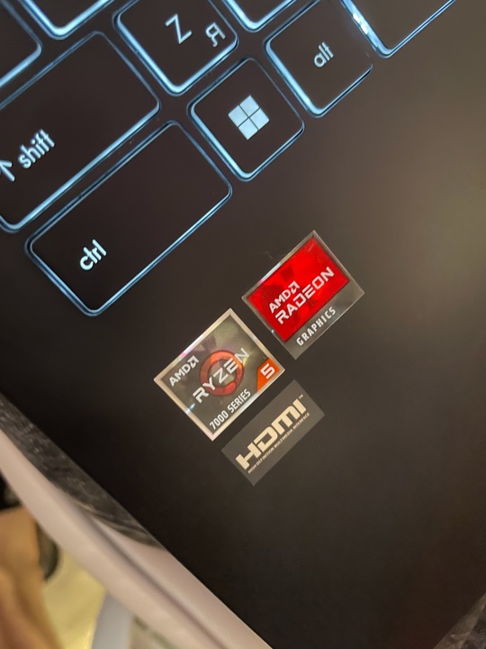 Продам ноутбук msi modern 15, (4)