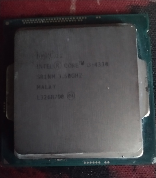 Продам процессор Intel Core i3