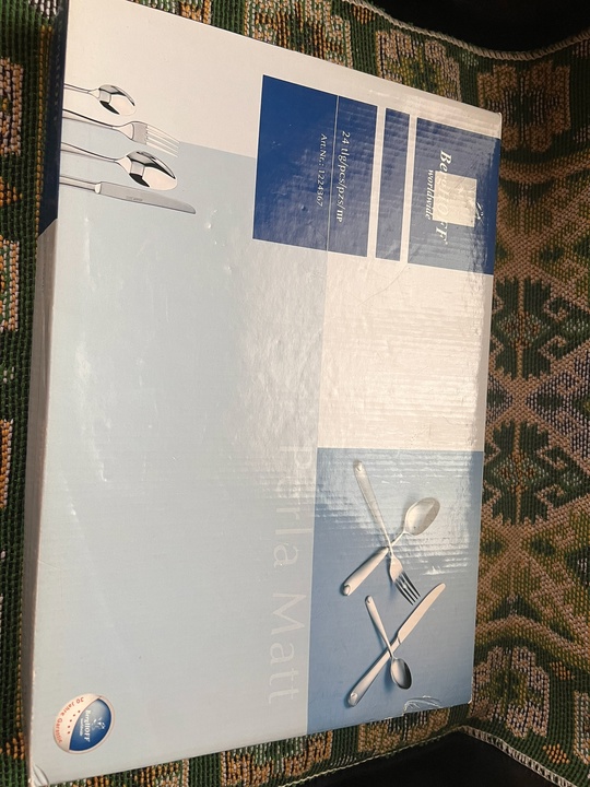 Продам набор столовых приборов bergHOFF (1)