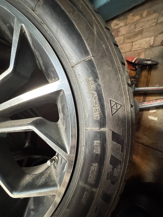 Продам диски r19 разболтовка 5/120 (3)