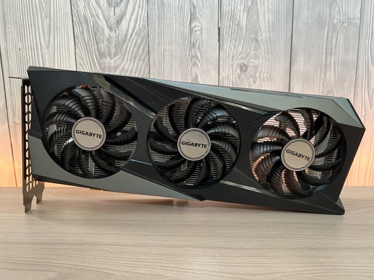В продаже игровая видеокарта Gigabyte