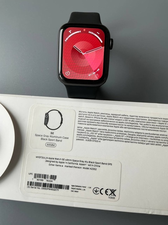 Часы Apple Watch SE(44) акб (4)