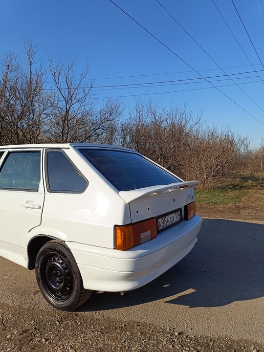 Продам свою четырочку,
Машинка на полном (5)