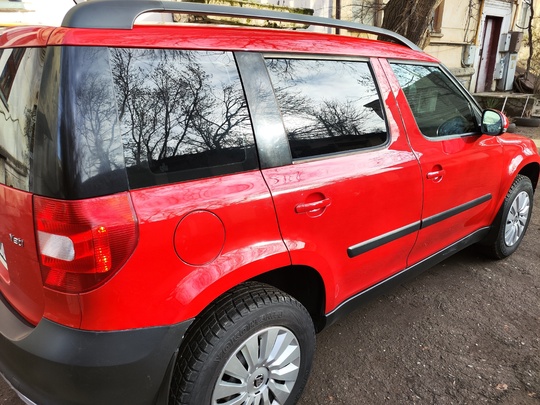 Владелец.
Продам Шкоду Yeti, сборка Чехия, (6)