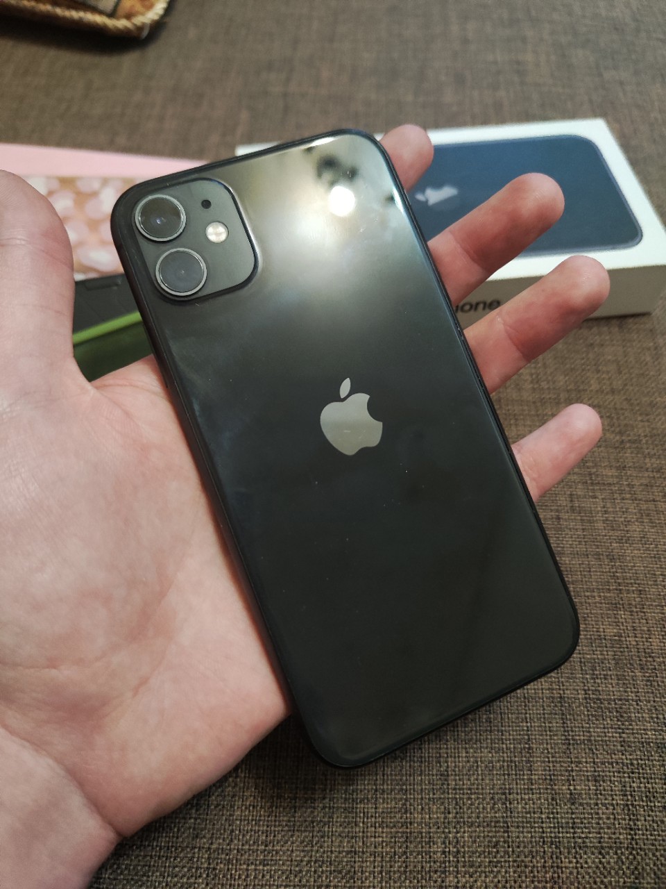 Продам iPhone 11 128GB
В отличном (3)