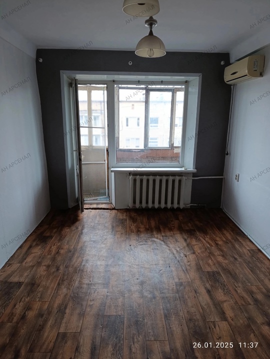 ПРОДАЕТСЯ
1 ком. квартира 5/5 
Донецк,