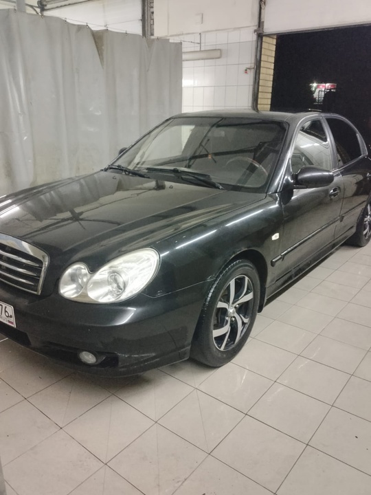 Hyundai Sonata 
2002 год
2.0 МТ
300 (4)