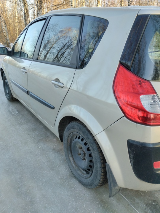 Продам или обменяю Renault Scenic (5)