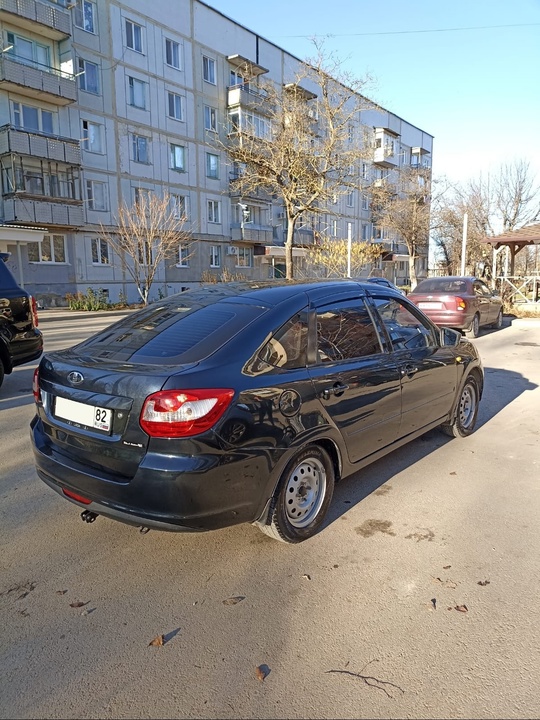 Продам авто 2015 год в (3)