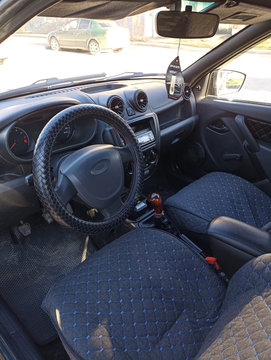 Продам авто 2015 год в (7)