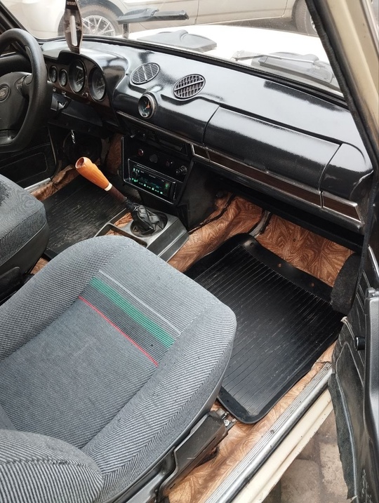 Ваз 2106. 
Авто в отличном (7)