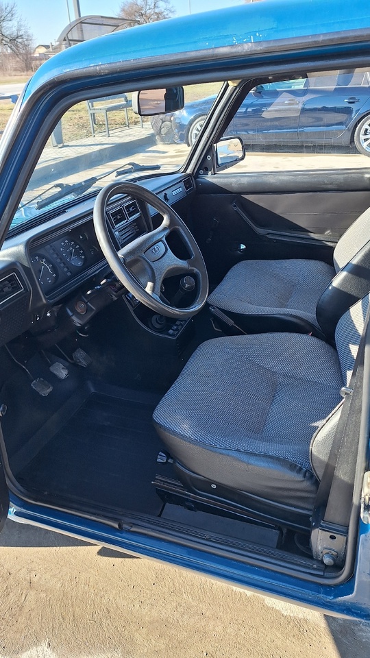 Здравствуйте Продам 
Ваз 2107-270тыс.
Ваз 2104-290тыс.
Номера (9)