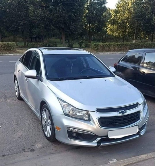 Продаю Chevrolet Cruz 2015 года (1)