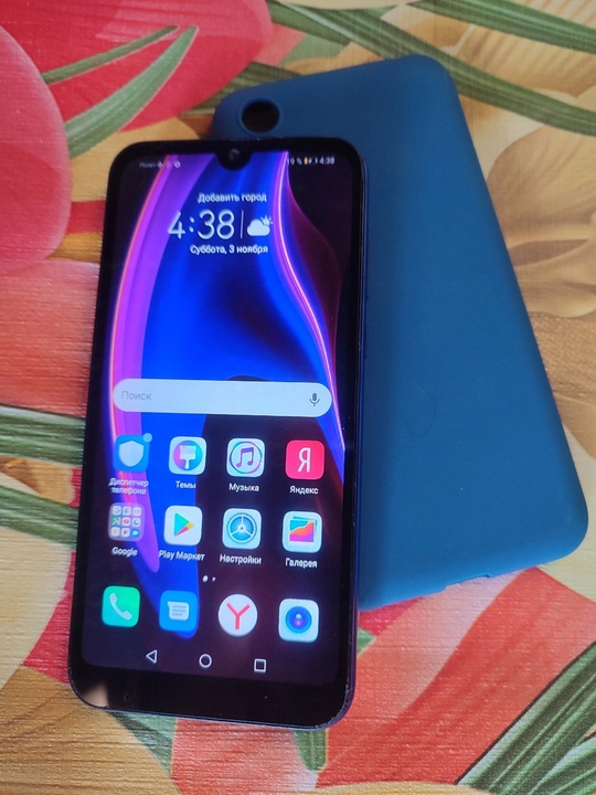 Honor 8s.
Официальный русифицированный аппарат.
Доступны Play (1)