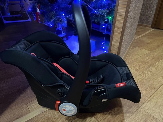 Продам автолюльку. Состояние отличное. 
Цена (5)