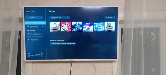 Продам Xbox series S 
1 (2)